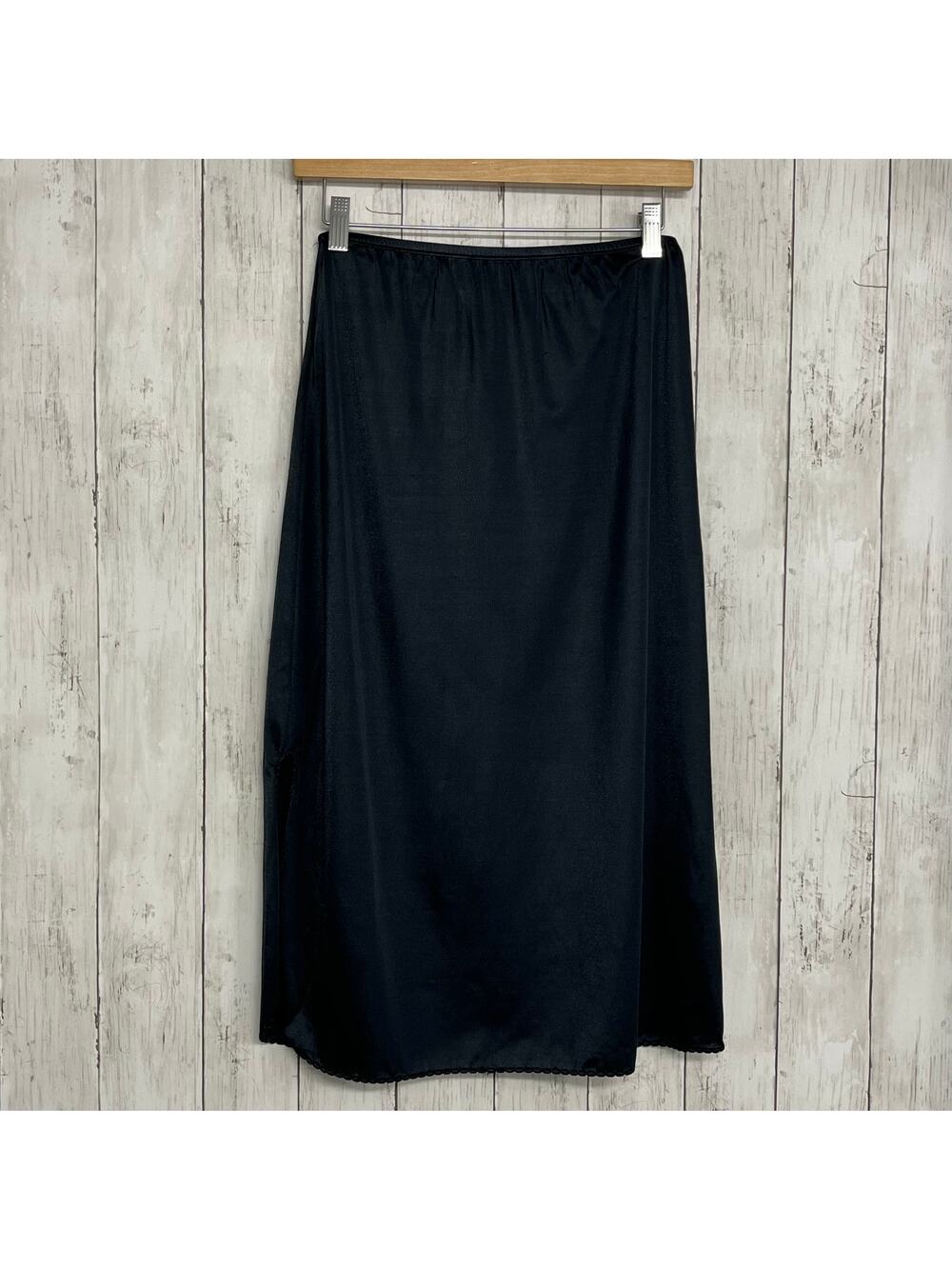 Vintage Bali Studio Nylon Stretch Waist Knee Length Side Slit Basic Black Slip